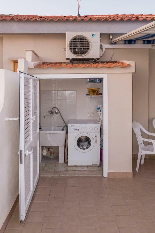 Attico Bellavista Villa Marina di Ragusa Bagian luar foto