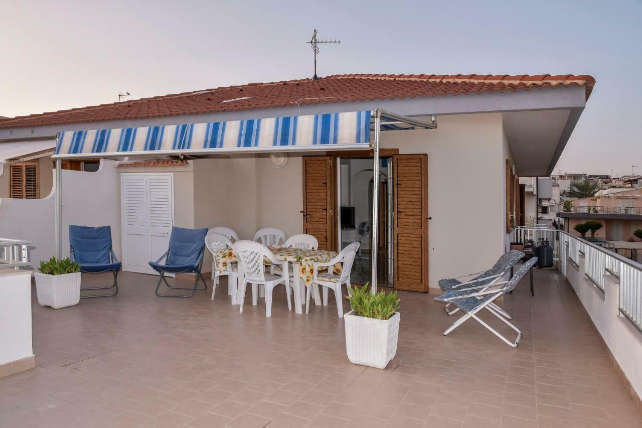 Attico Bellavista Villa Marina di Ragusa Bagian luar foto